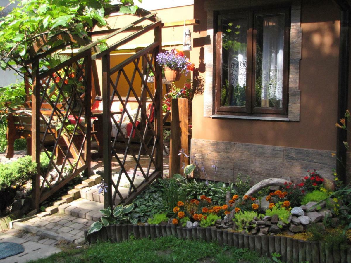 Gospodarstwo Agroturystyczne U Ani Krosnica  Luaran gambar